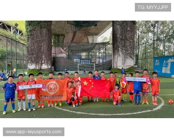 足球俱乐部青训与地方教育联动深化合作,足球青训班